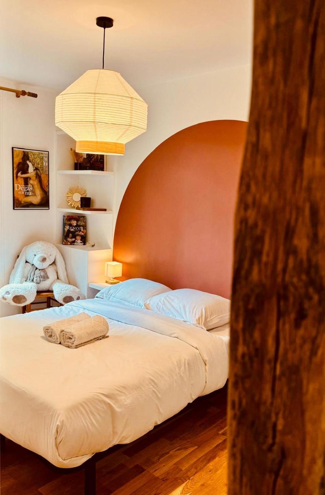 Charmant Appartement Au Coeur De Montmartre! 巴黎 外观 照片